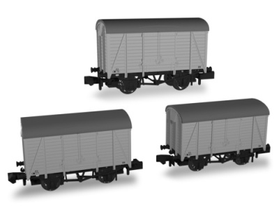 Rapido 942016 BR Livery N Gauge 10t Covered Wagon Pack No; 4